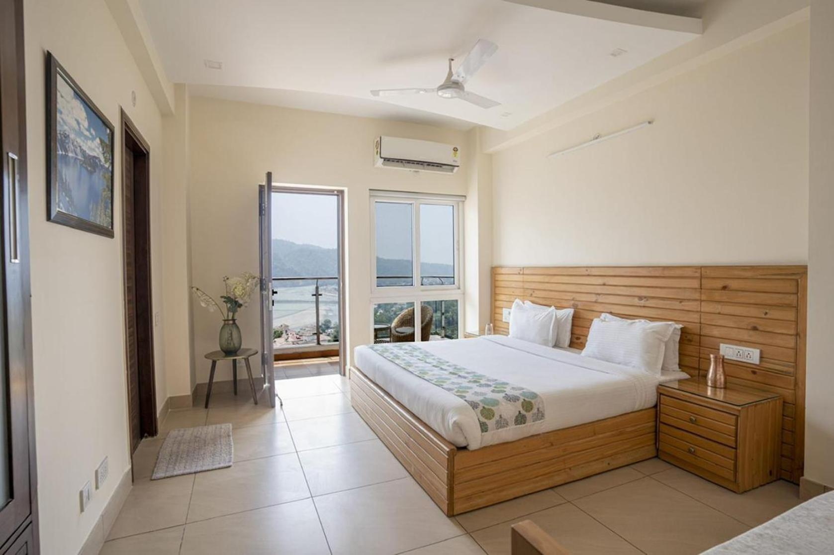 Golden Healing Journeys Homestay Rishīkesh Buitenkant foto