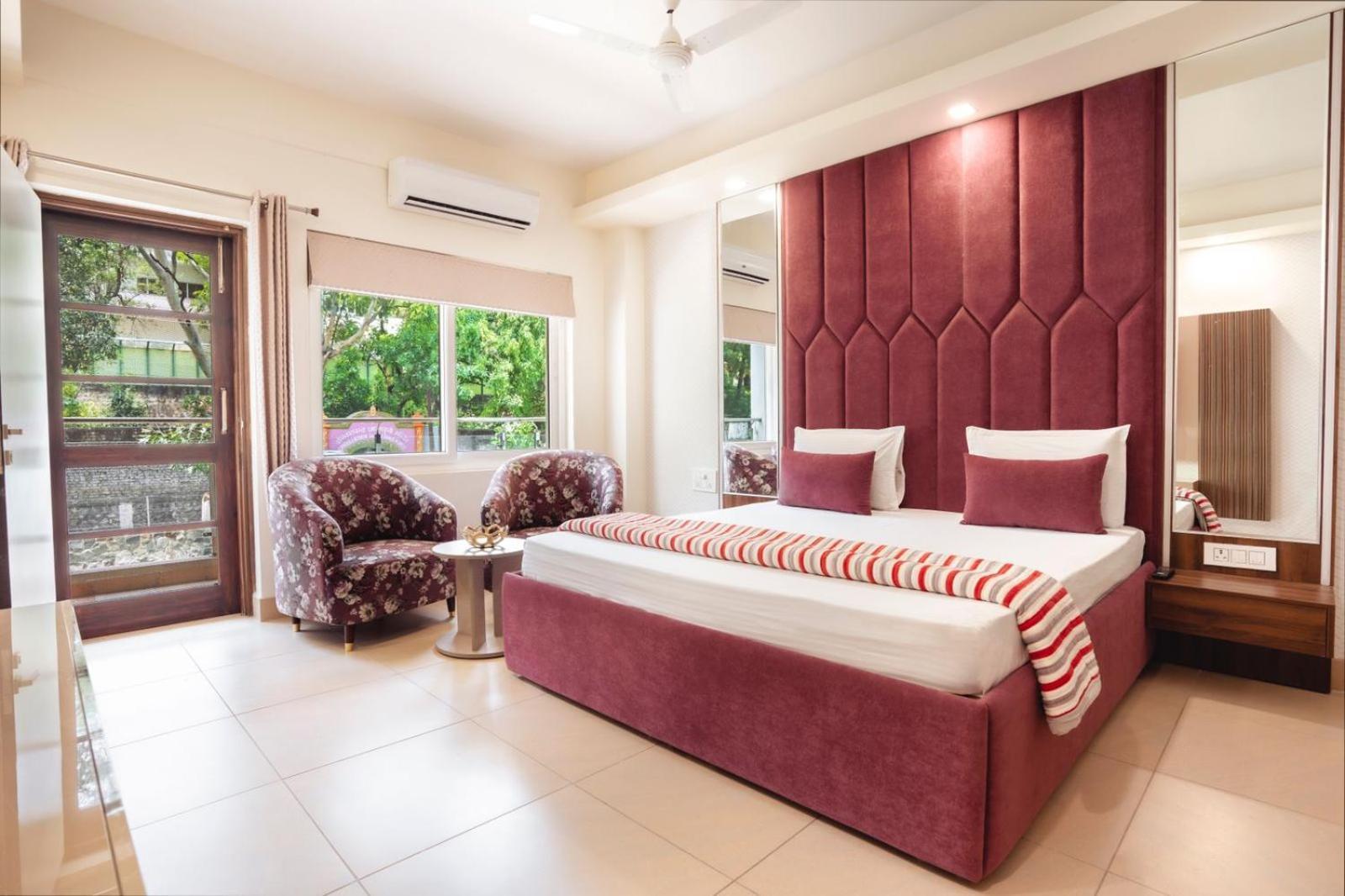 Golden Healing Journeys Homestay Rishīkesh Buitenkant foto