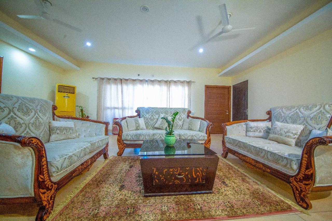 Golden Healing Journeys Homestay Rishīkesh Buitenkant foto